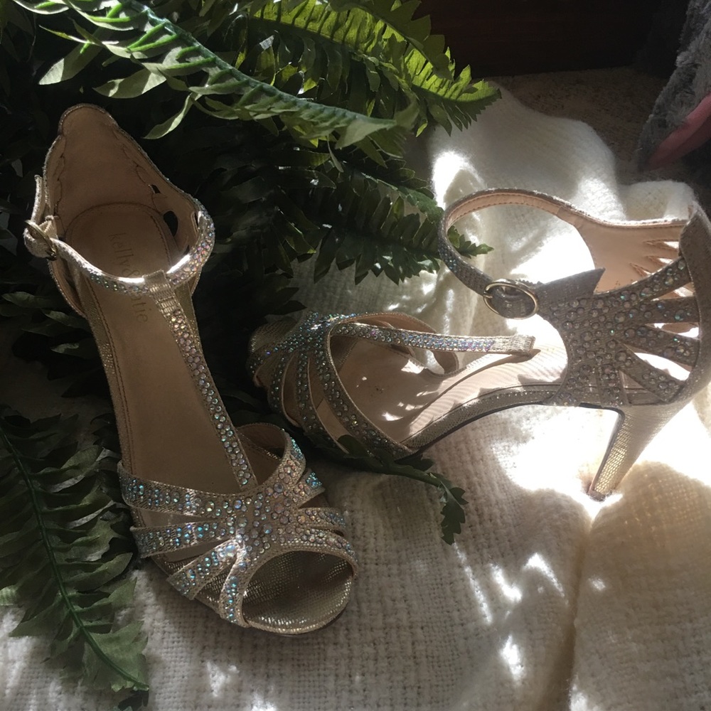 Gold high heels (prom) size 8